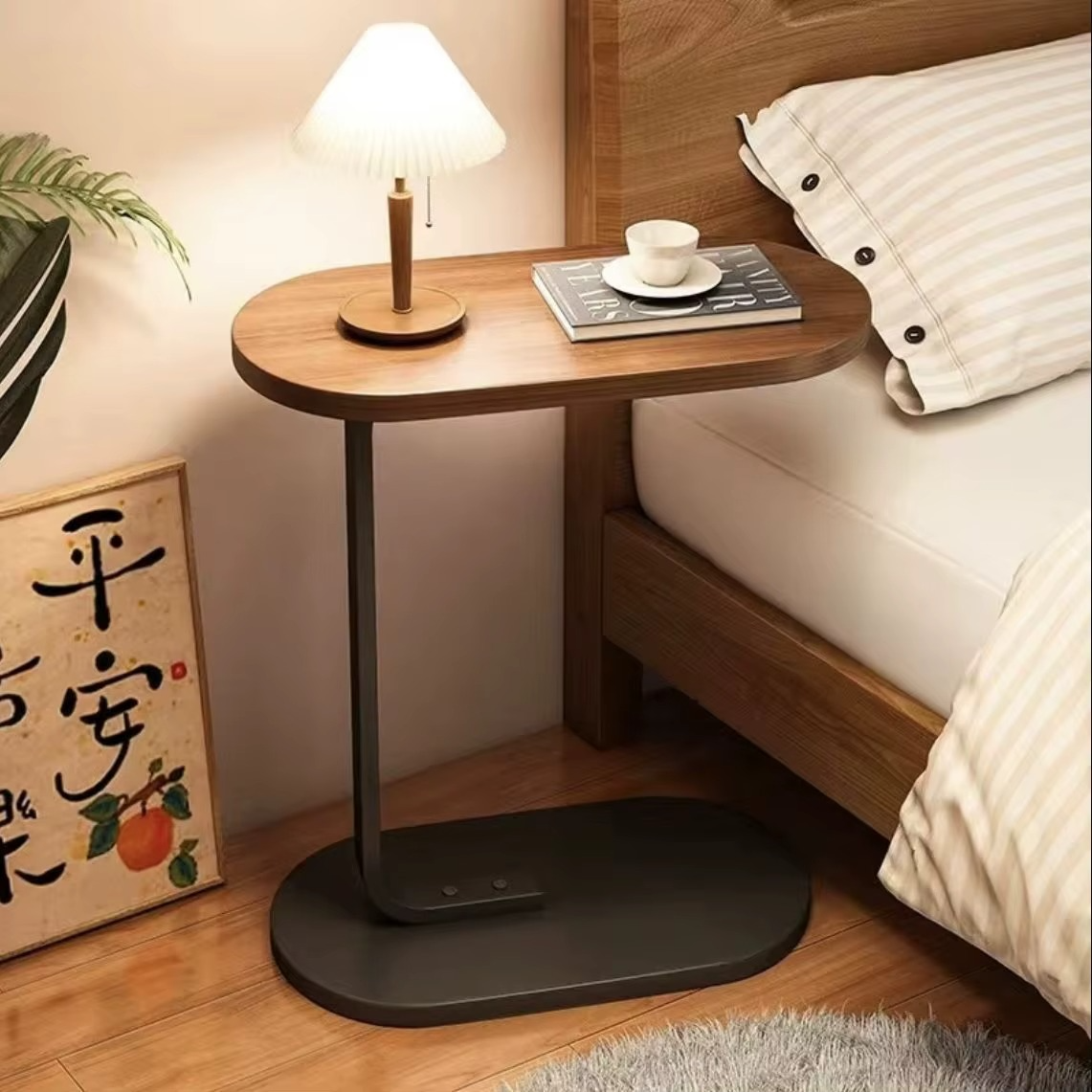 Table d’Appoint en Forme de C